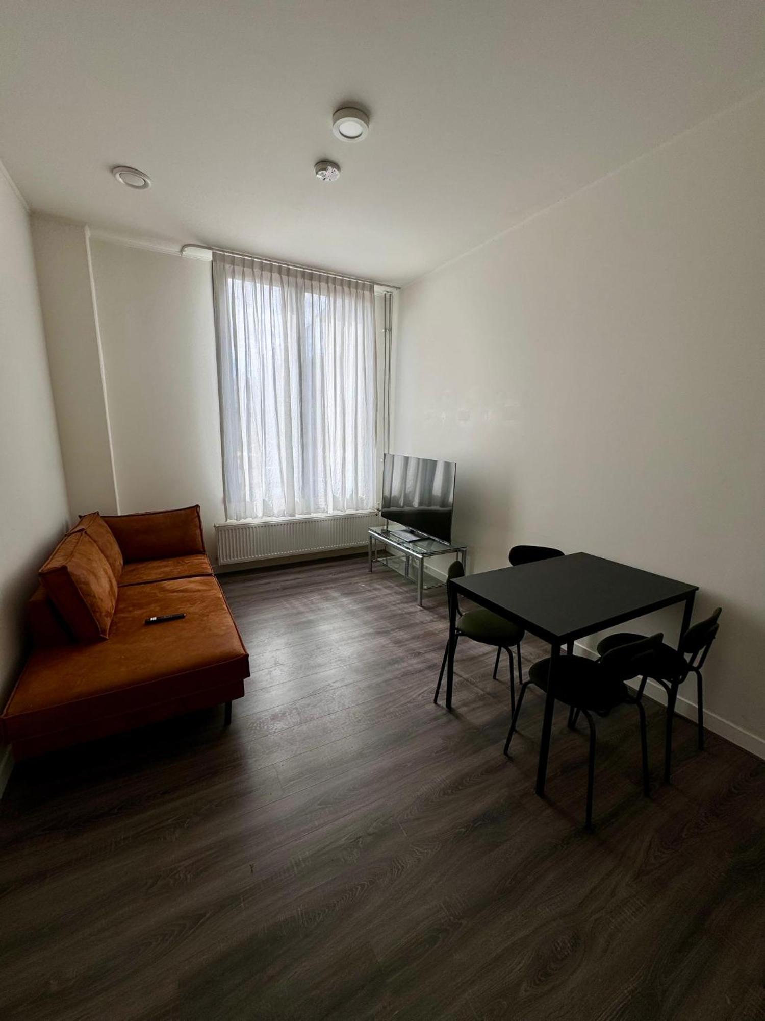 86 3City Appartement Met Prive Parkeerplaats Enschede Buitenkant foto
